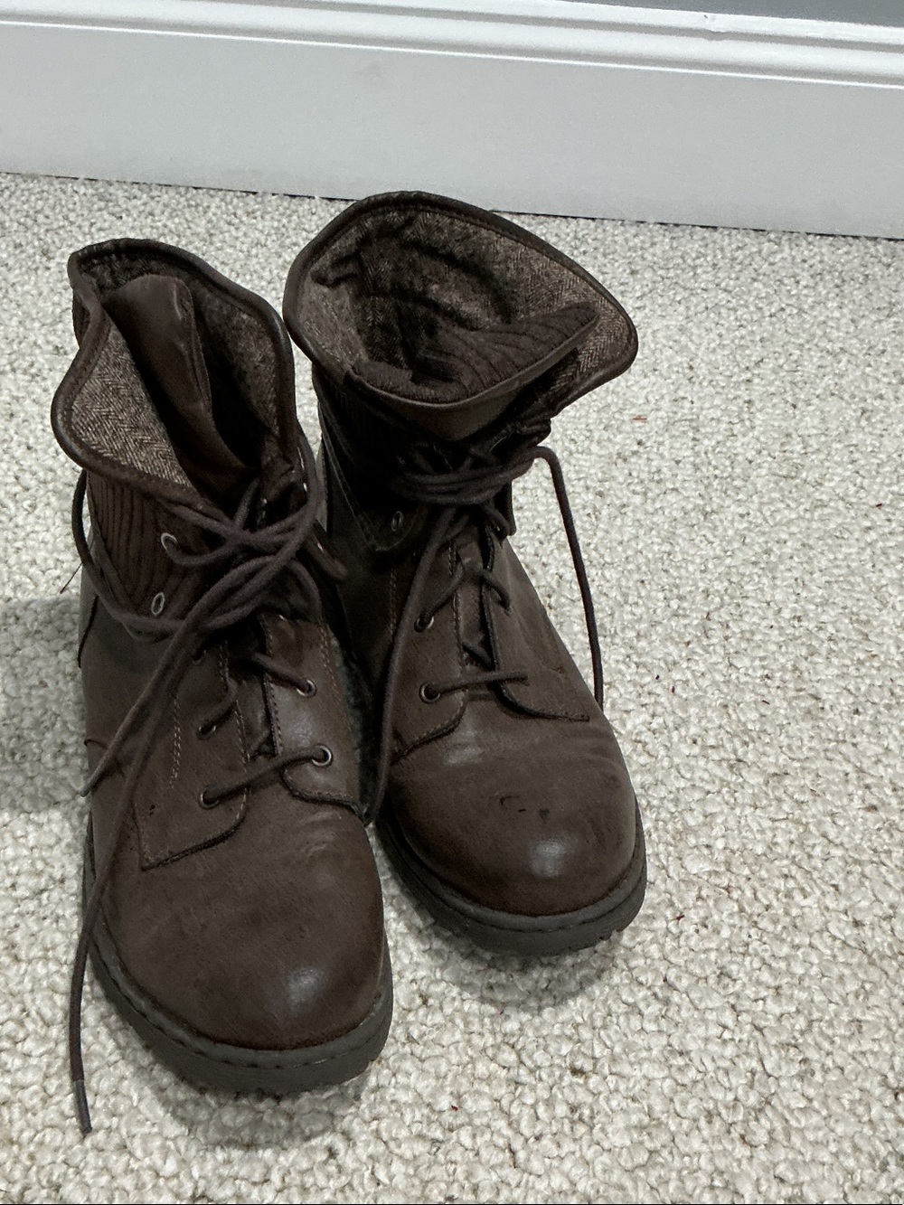 boc Brown Lace-Up Winter Rain Boots